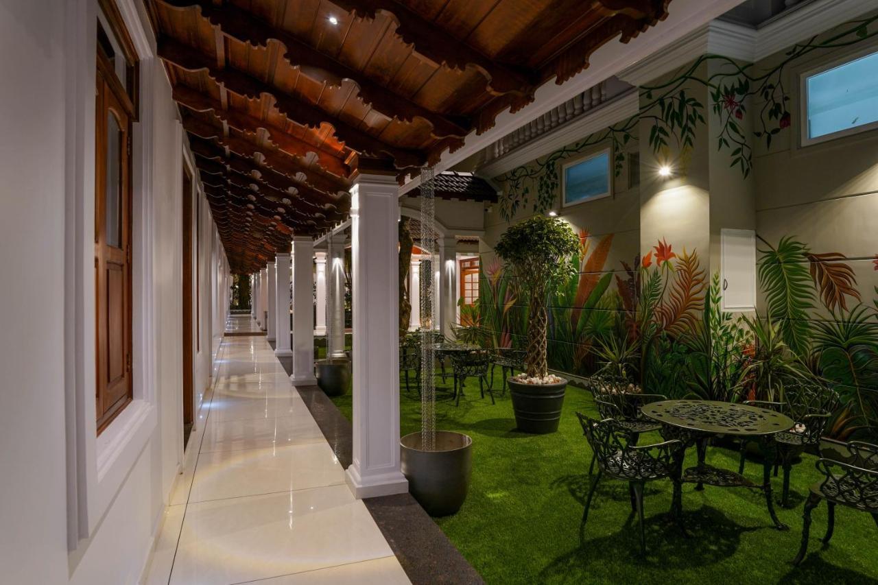 Hotel Heritage Plaza Kottayam Eksteriør bilde