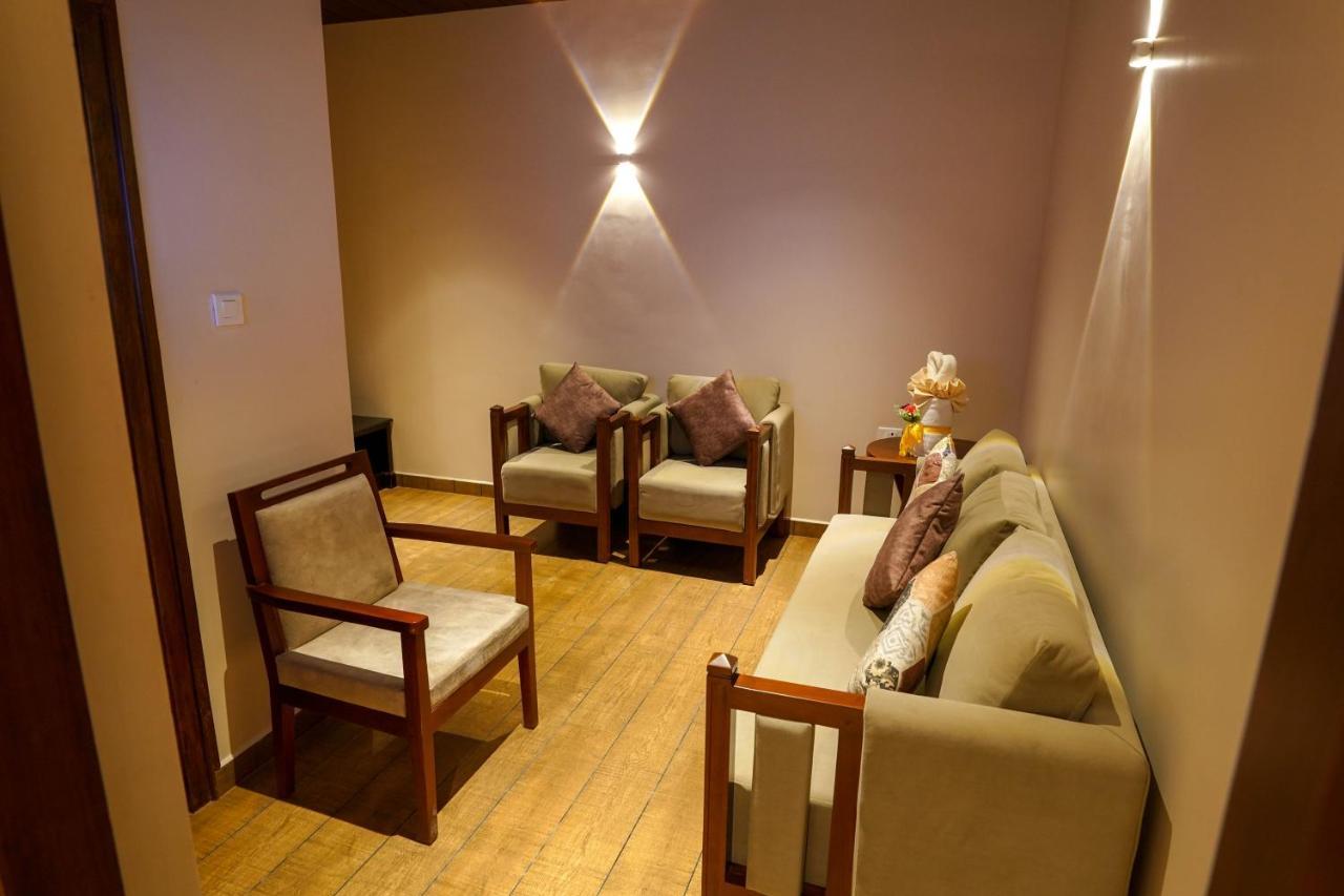 Hotel Heritage Plaza Kottayam Eksteriør bilde